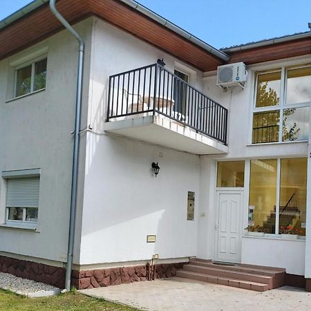 Ilona Apartmanház Siófok Exteriér fotografie