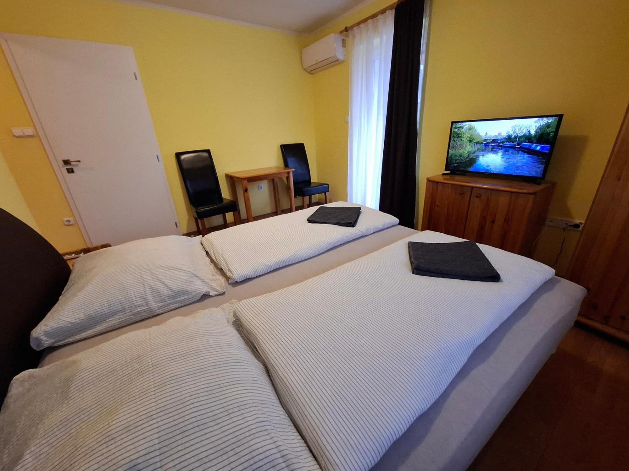 Ilona Apartmanház Siófok Exteriér fotografie