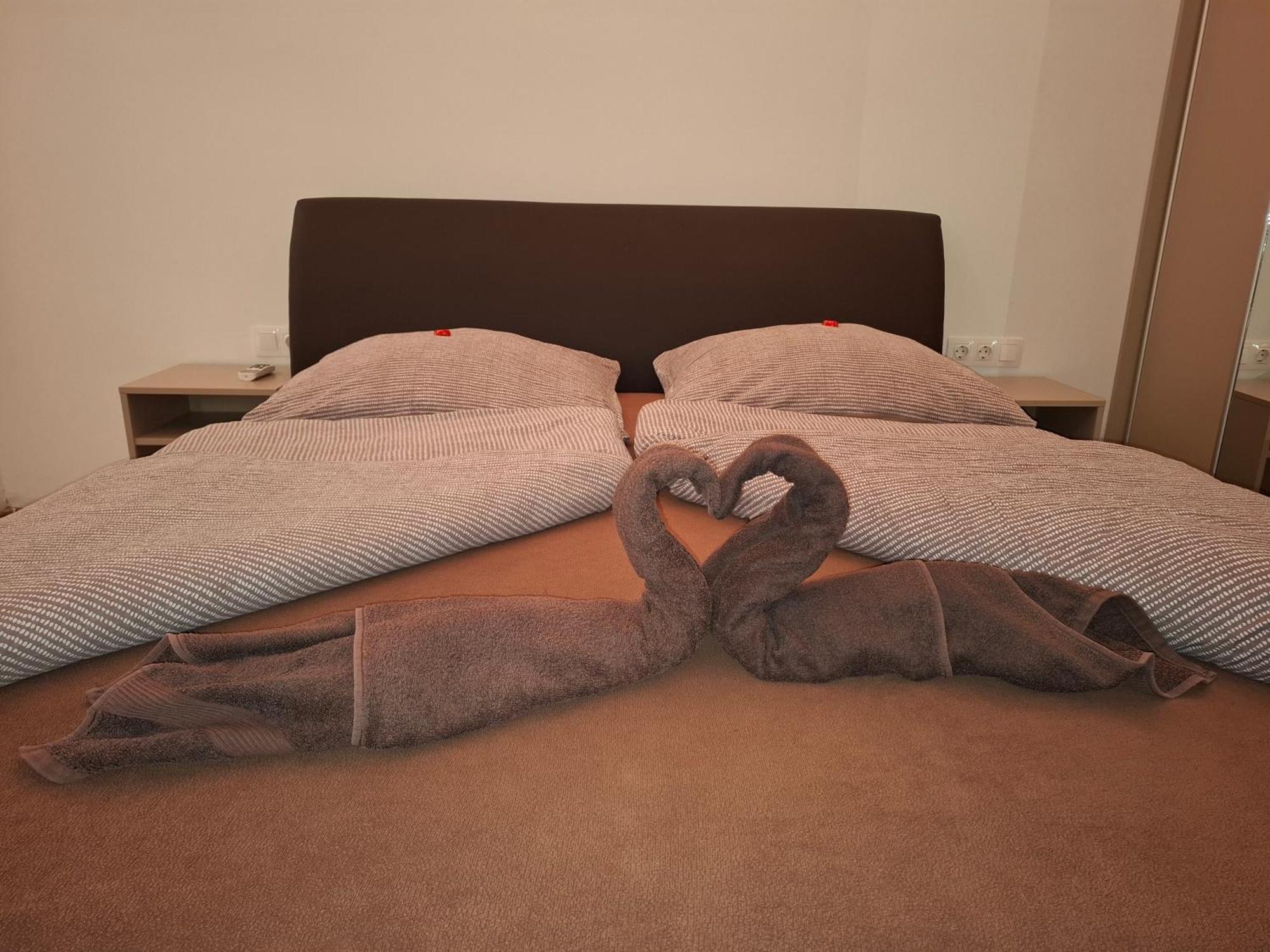 Ilona Apartmanház Siófok Exteriér fotografie