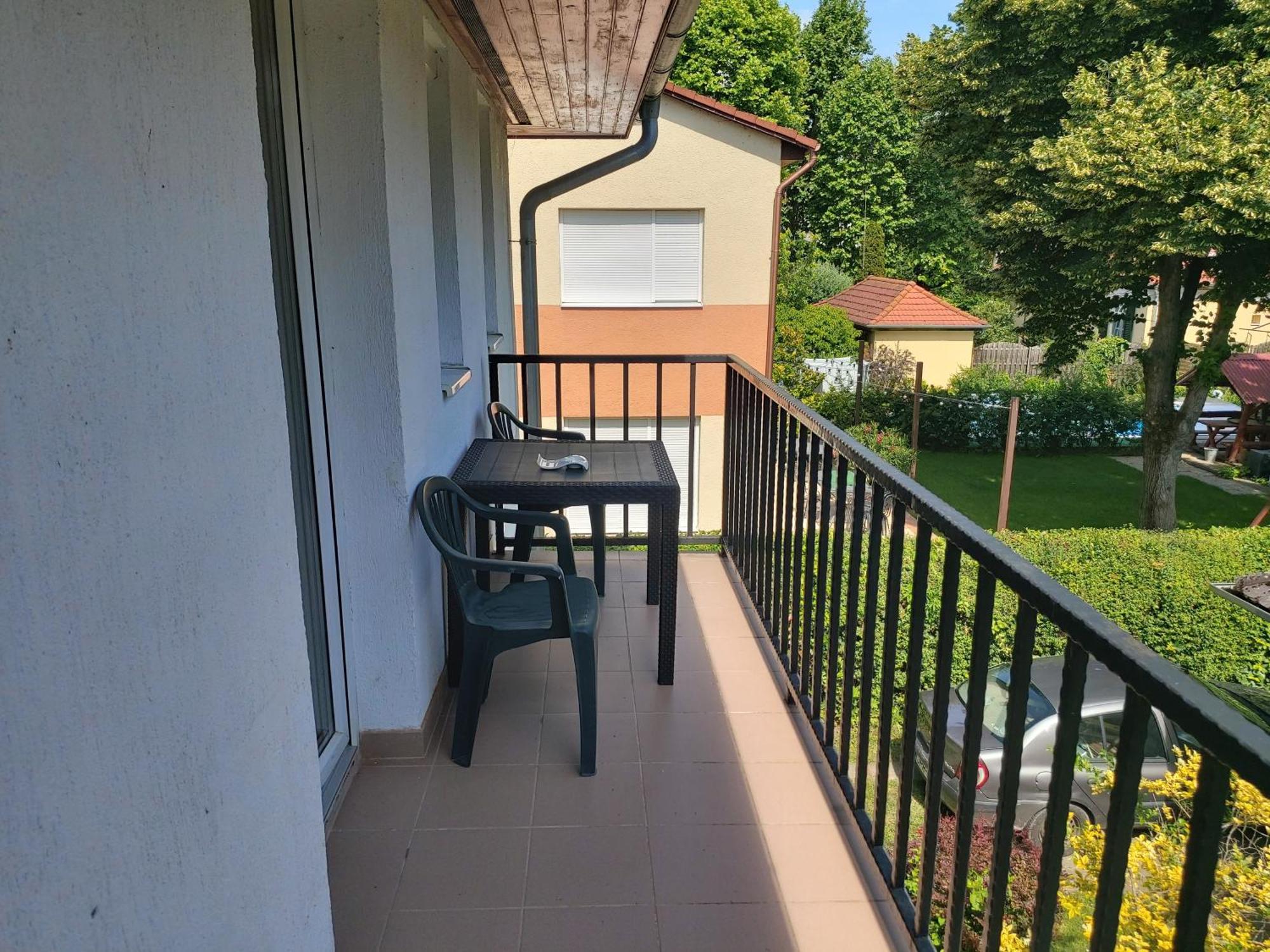 Ilona Apartmanház Siófok Exteriér fotografie