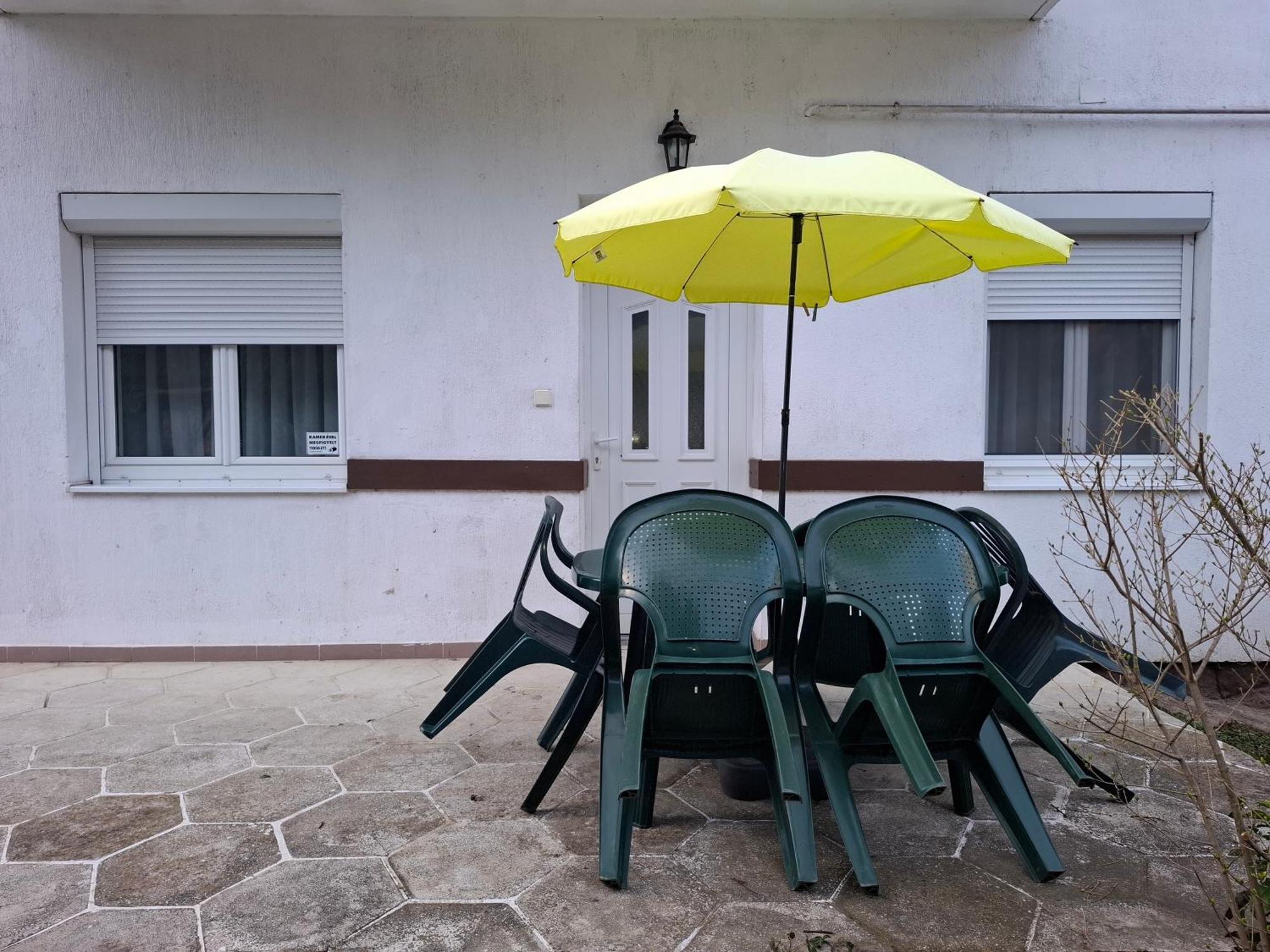 Ilona Apartmanház Siófok Exteriér fotografie
