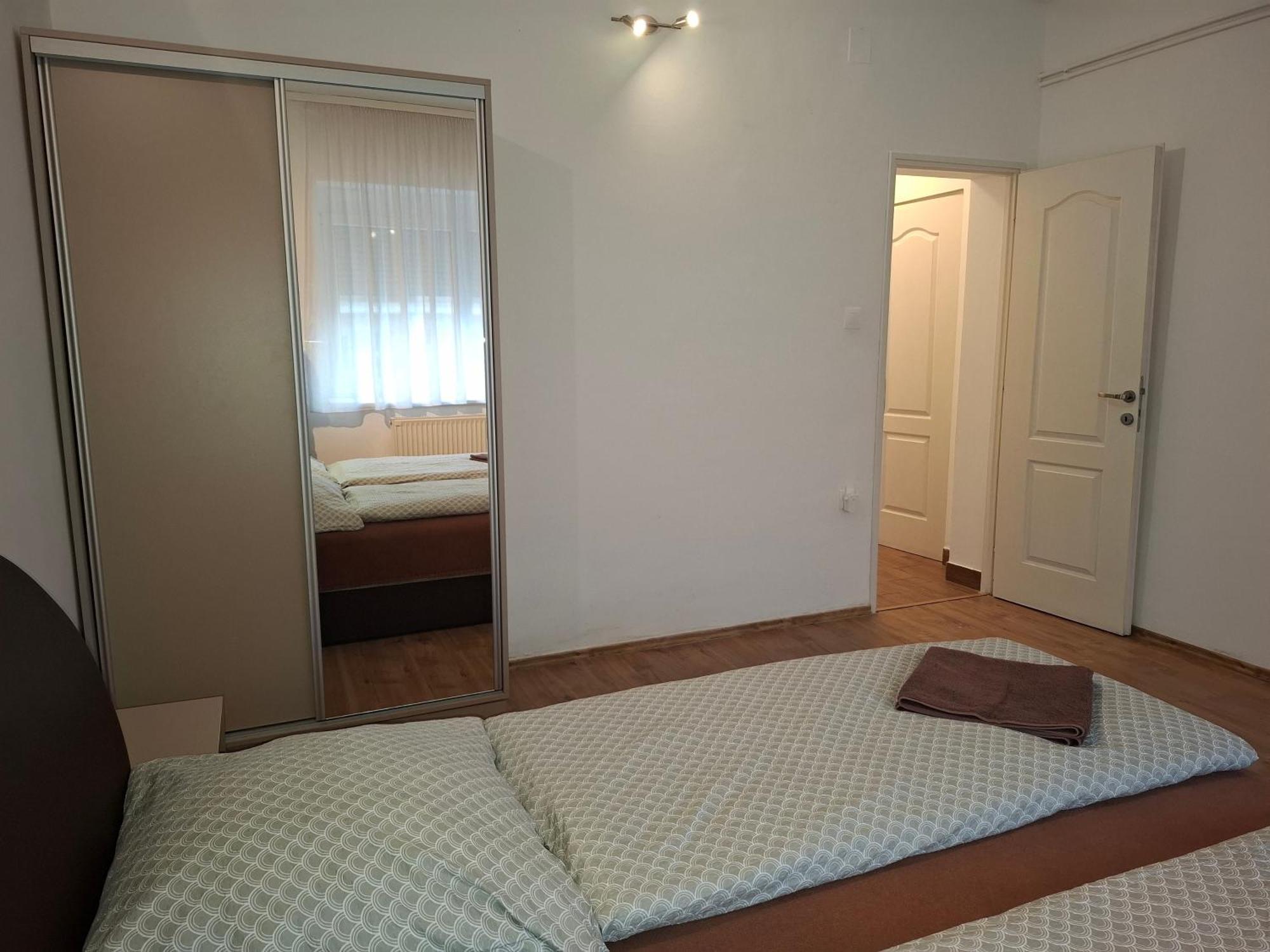 Ilona Apartmanház Siófok Exteriér fotografie