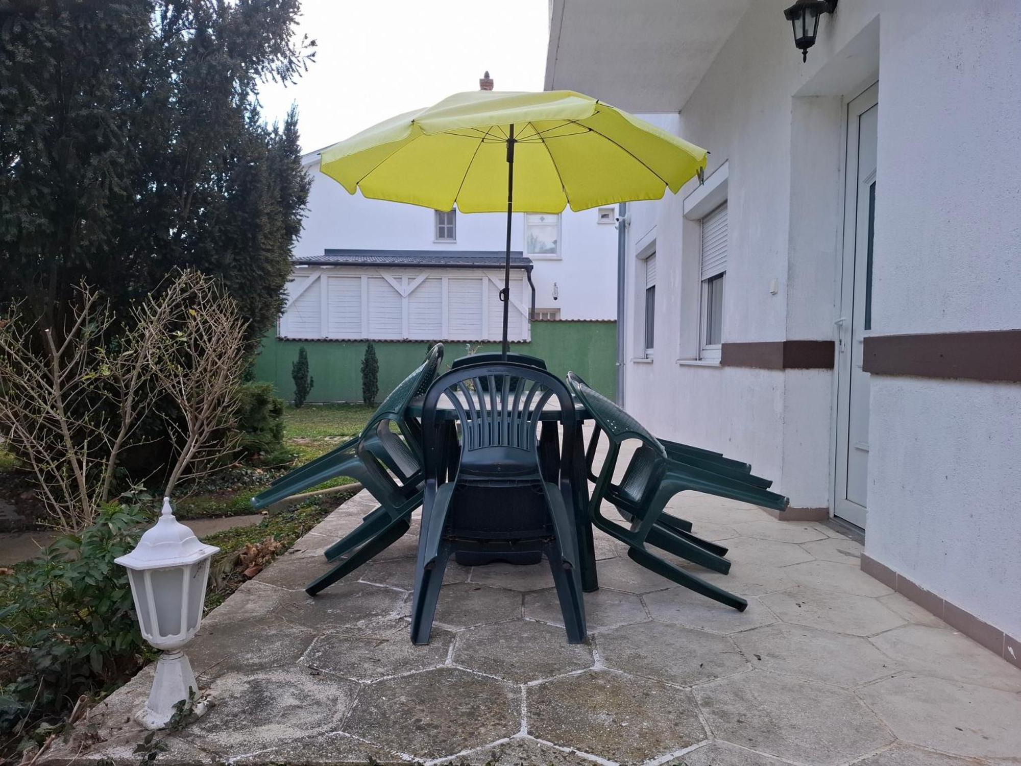 Ilona Apartmanház Siófok Exteriér fotografie